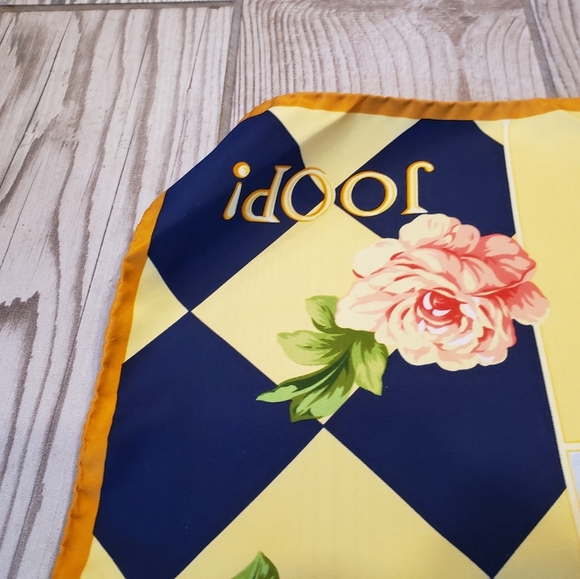 JOOP scarf - Picture 8 of 9